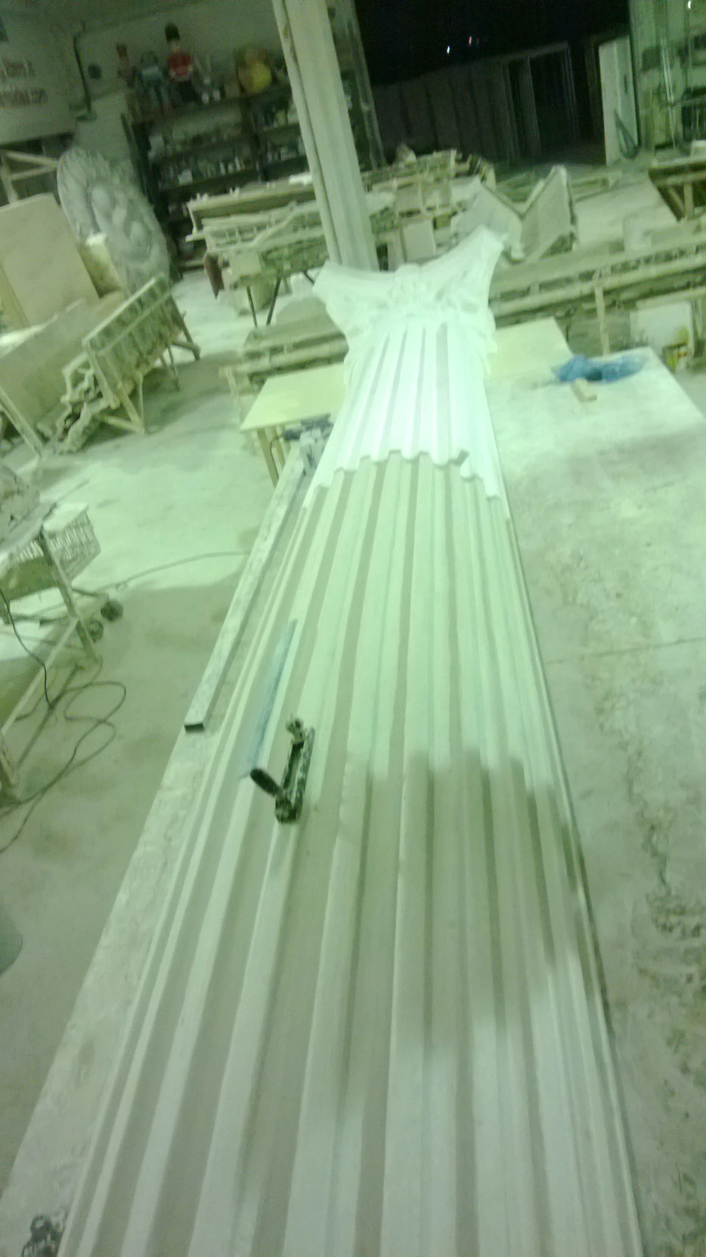 Preliminary modelling for a large scenographic piece, multi-day robot run