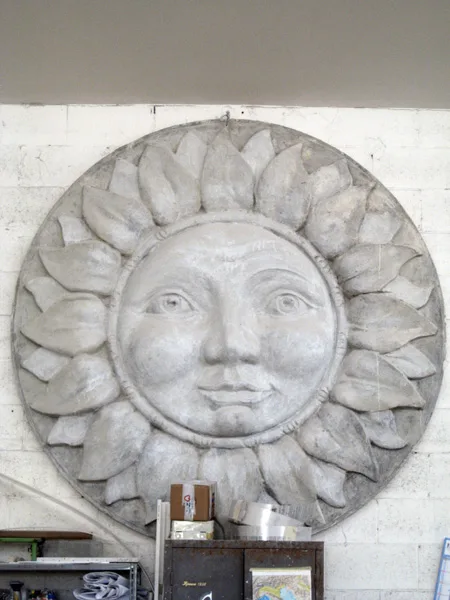 Sole Decorativo Volto Bassorilievo Roundel